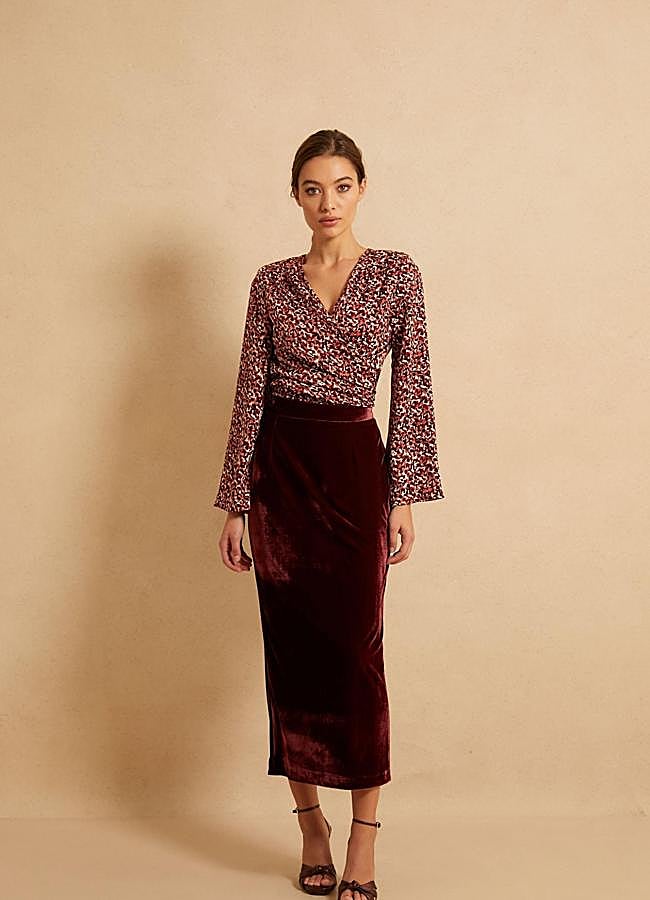 Imagen - Falda Reiko Terciopelo Granate de Bimani, 74 euros.