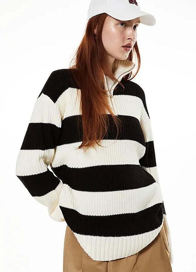Imagen - Jersey oversize con cuello alto en estampado de rayas