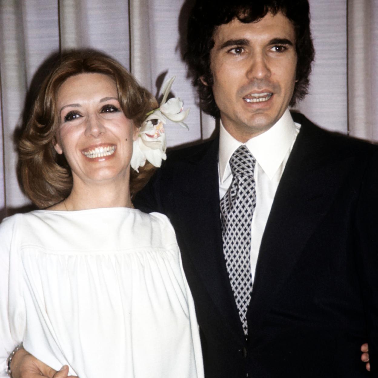 Concha Velasco junto a Paco Marsó. 