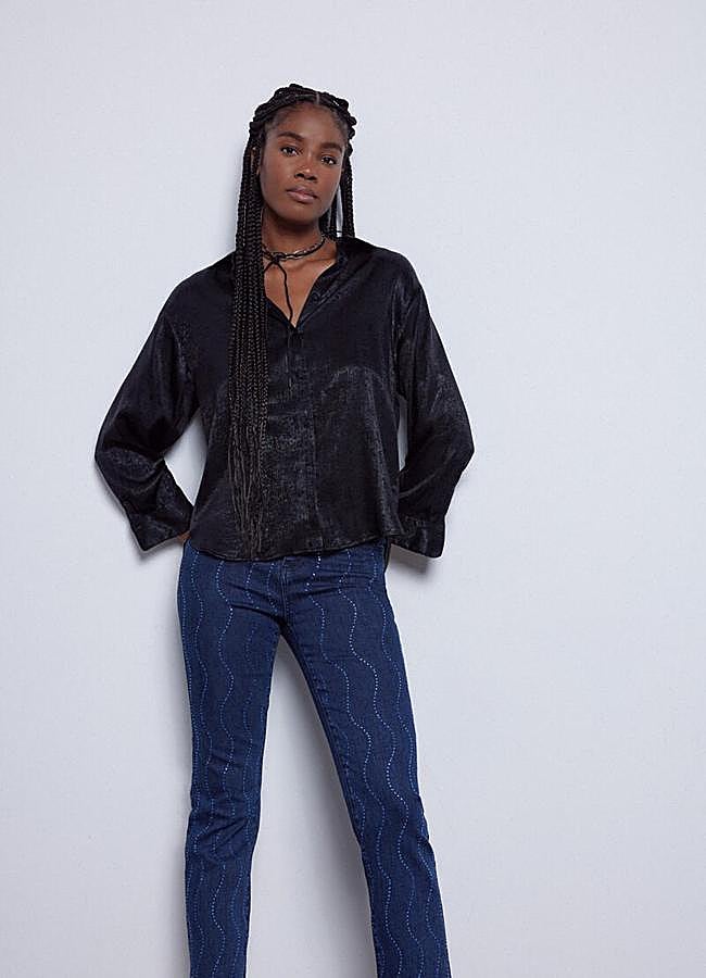 Imagen - Pantalón vaquero ondas strass de Slowlove, 41,99 euros.