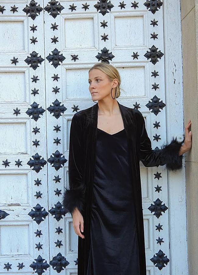 Imagen - Kimono decorado con plumas