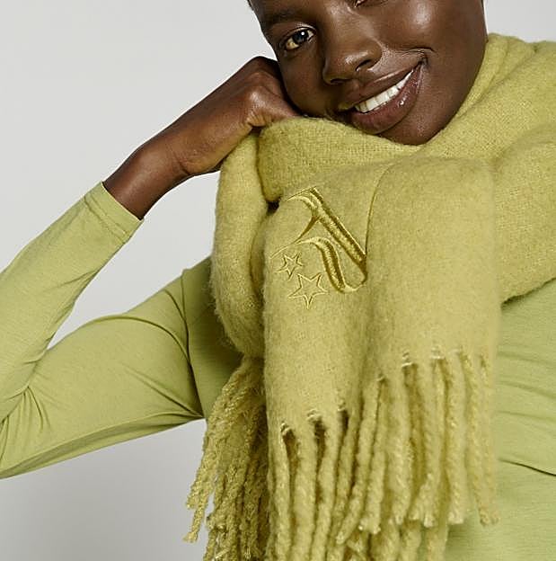 Imagen principal - Cómo ponerme la bufanda este invierno