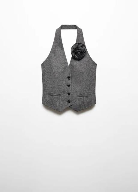 Imagen - Chaleco con flor de Mango (39,99 euros)