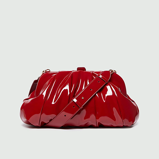 Bolso rojo efecto charol de Marella 