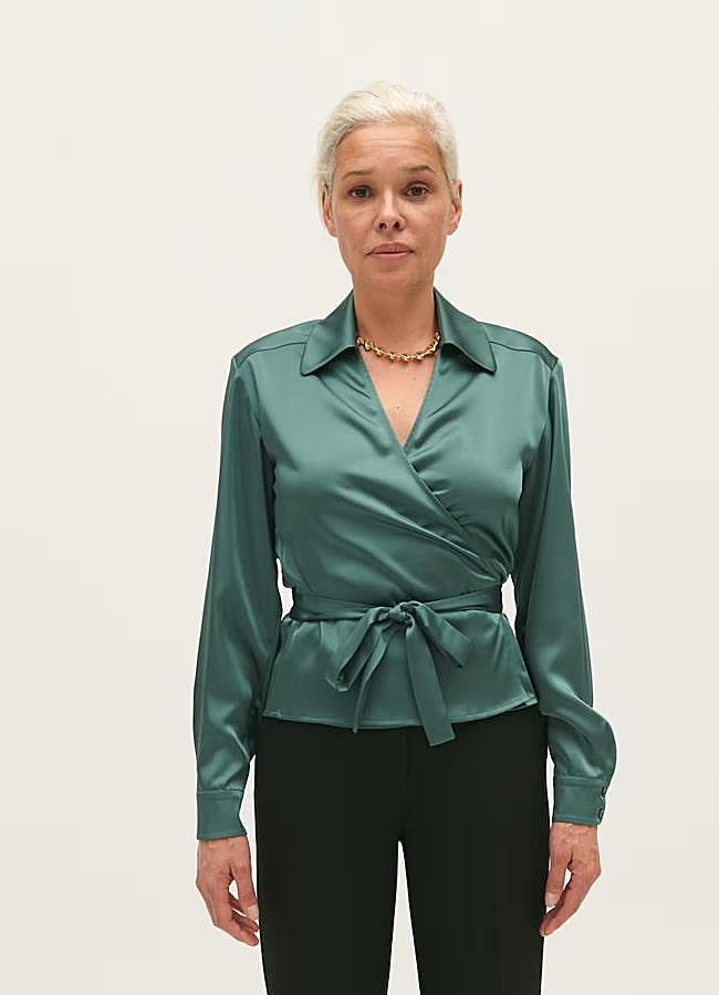 Imagen - Blusa verde con cinturón de Claudie Pierlot, 225 euros.