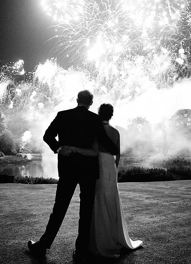 Imagen - Los duques de Sussex, el príncipe Harry y Meghan Markle, en su romántica felicitación navideña de 2018. (FOTO: D.R.)