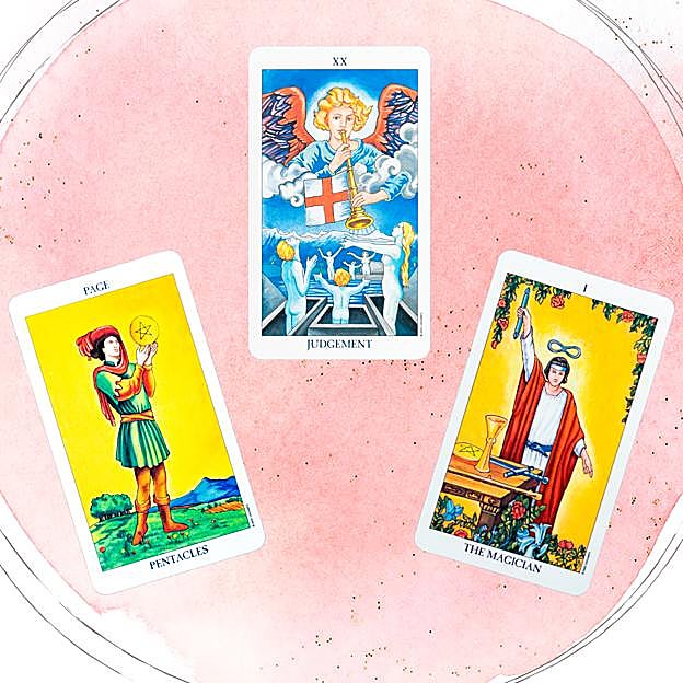El arcano del Tarot que lo cambia todo (con Mercurio retrógrado y la última Luna Llena): armonía en el amor y cambio radical