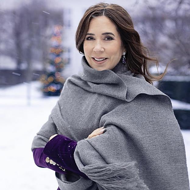 Aunuqe Mary Donaldson está disfrutando de un diciembre playero en Australia, ha publicado esta invernal foto en su perfil de Instagram. 