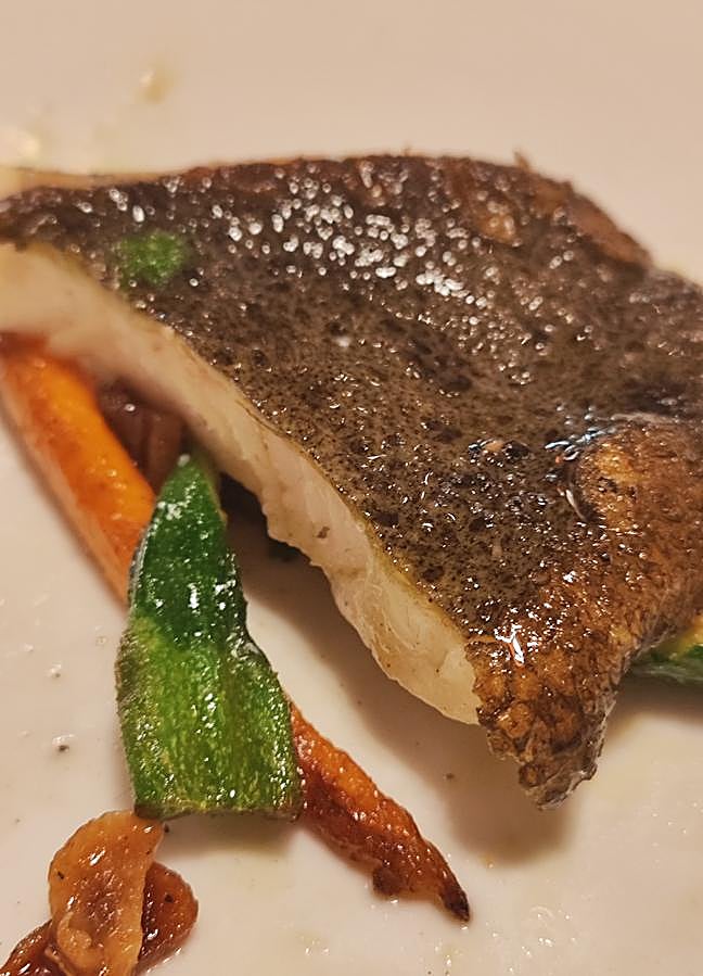 Imagen - El rodaballo a la parrilla con salsa bilbaína de Los Rincones del Marqués. /AFL