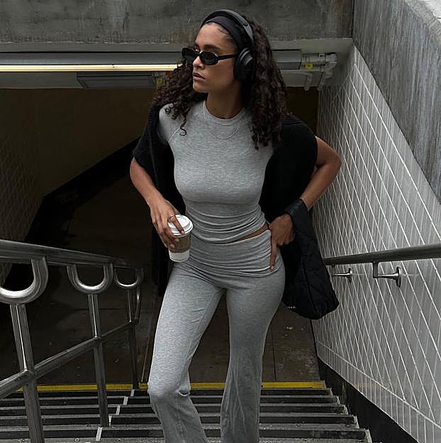 Conjunto set yoga gris