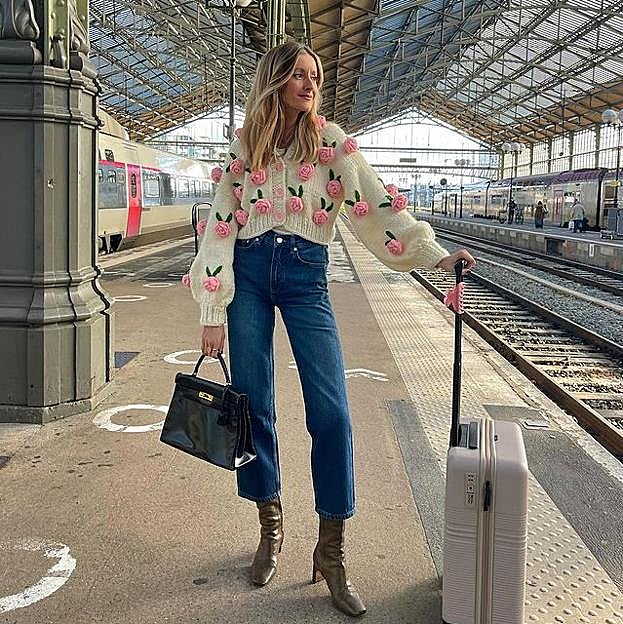 Chaquetas de punto 3D: los cárdigans originales que llevan las más estilosas de Instagram