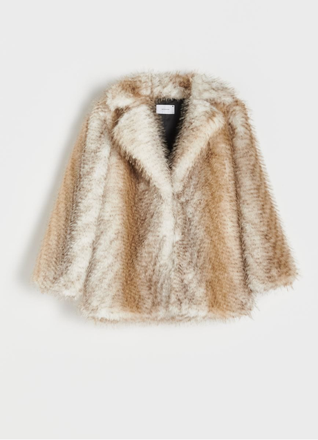 Imagen - Abrigo de pelo de Reserved (89,99 euros)