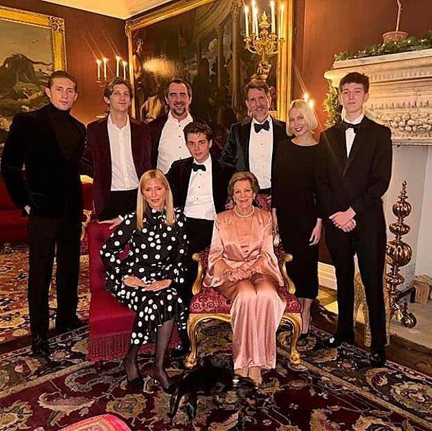 El posado de Navidad de la familia real griega.