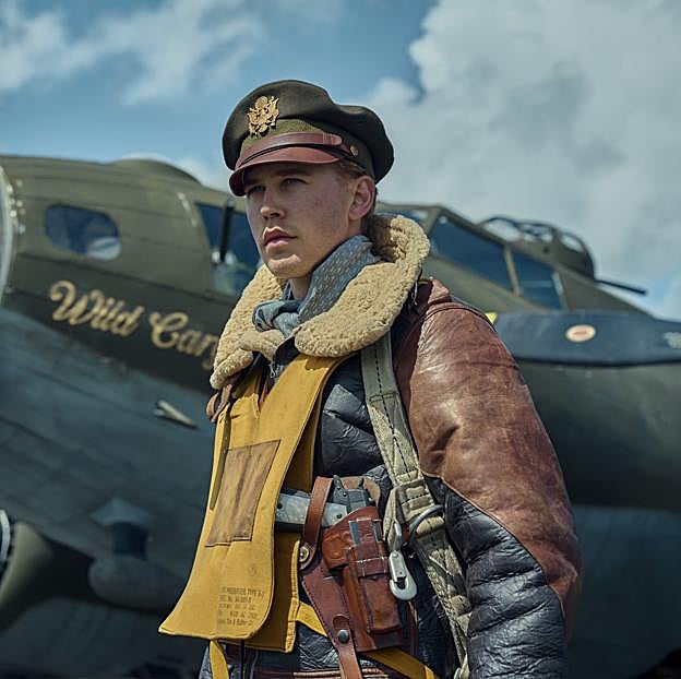 Austin Butler en una imagen de Los amos del aire.