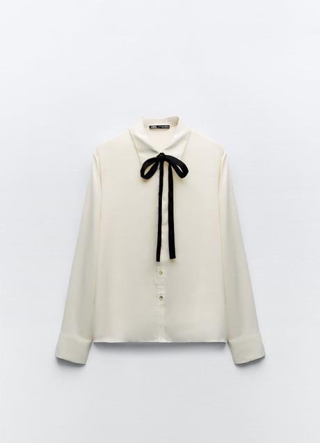 Imagen - Camisa con lazada de Zara (25,99 euros)