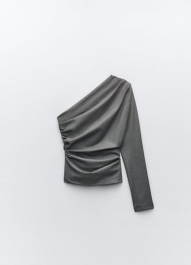 Imagen - Top fruncido en gris de Zara.