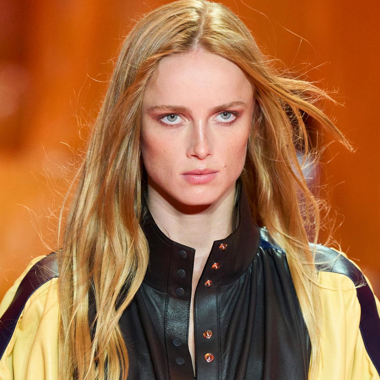 Estos son los mejores correctores para manchas oscuras. 