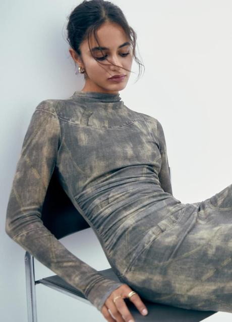 Imagen - Vestido estampado de Pull & Bear (22,99 euros)