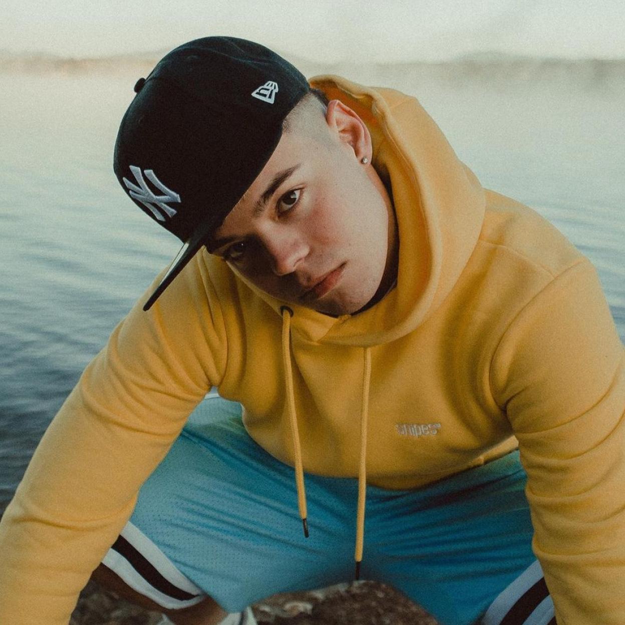 Saiko se ha convertido en uno de los artistas más populares del país garcias a temas como Supernova 