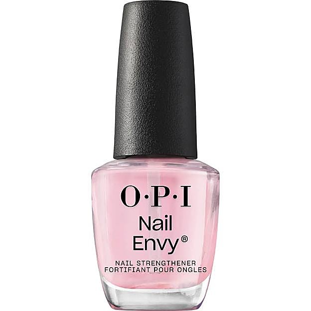 Esmalte de uñas con tratamiento Nail Envy de OPI.