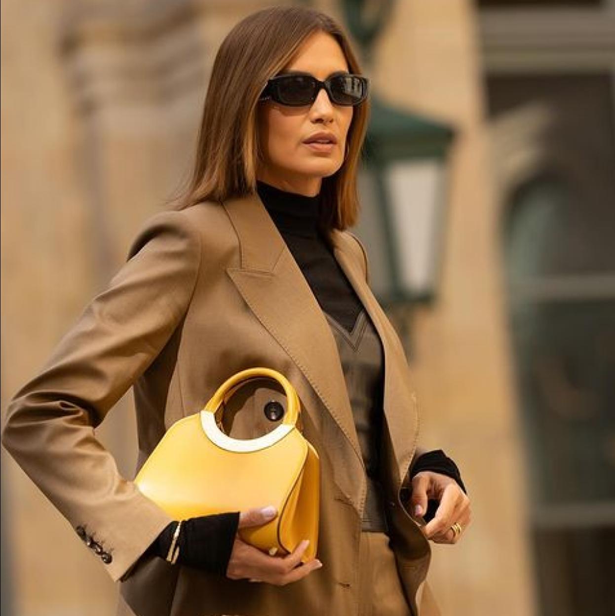 Nieves Álvarez con un lok camel.