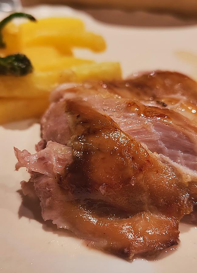 Imagen - El chivo lechal malagueño asado, entre las propuestas de asados tradicionales de Tragabuches. / AFL