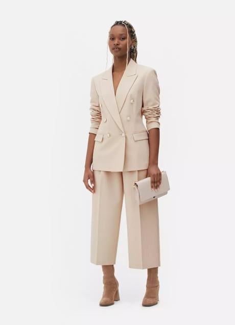 Imagen - Americana con doble botonadura de Primark (34 euros)