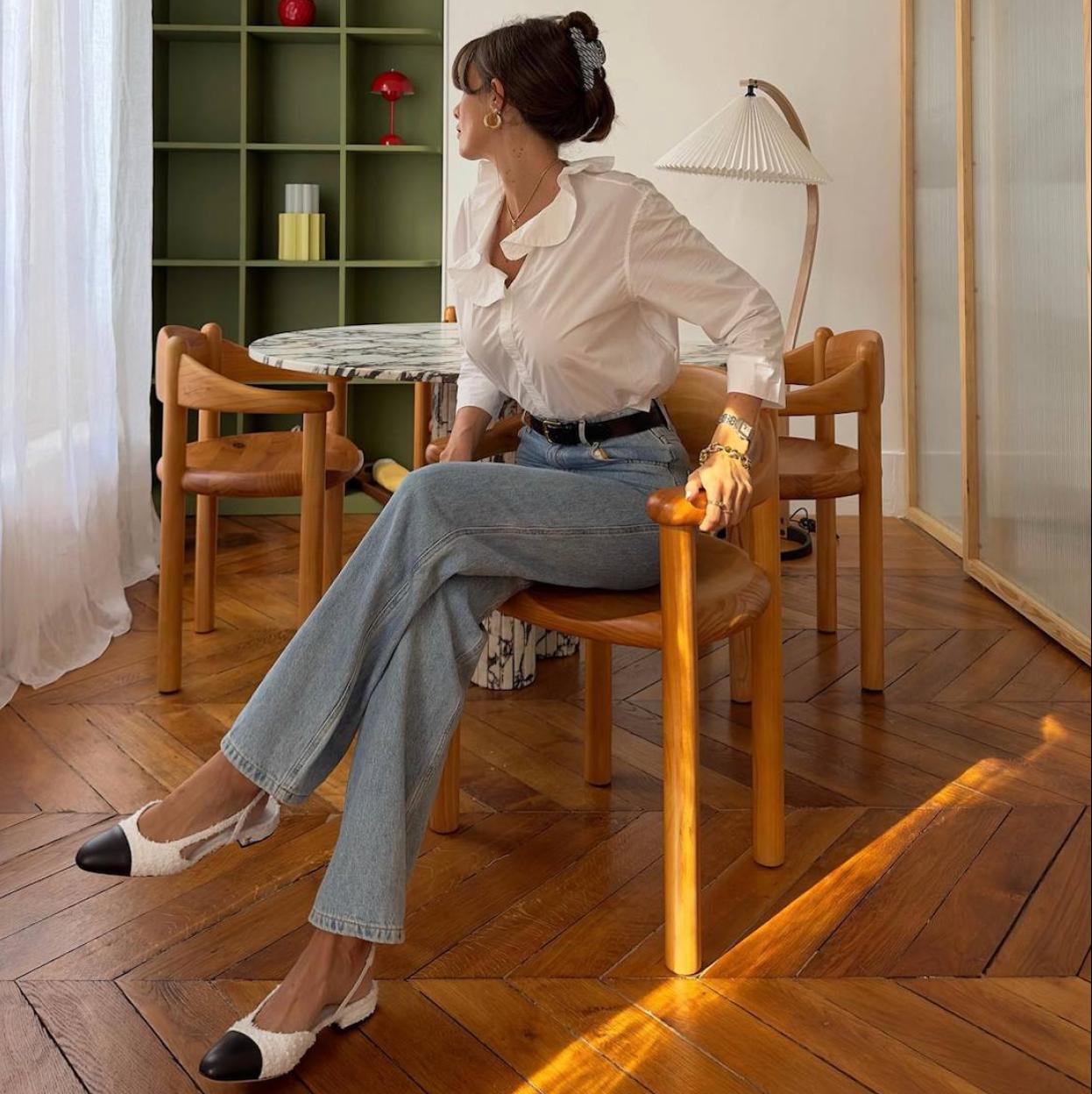 Influencer con bailarinas de tweed