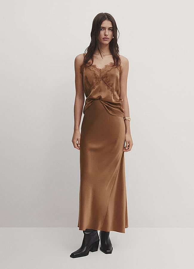 Imagen - Falda de satén con corte fluido