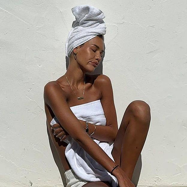 Las cremas corporales hidratantes con efecto reafirmante que tienen un perfume adictivo