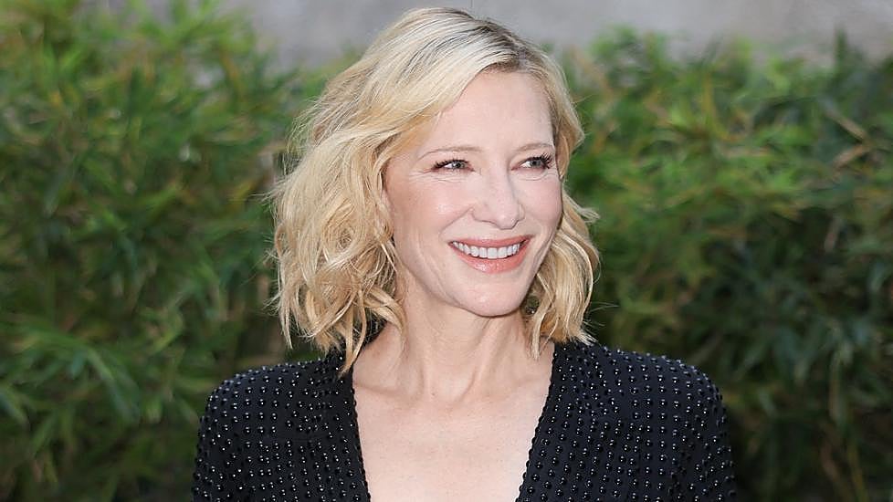 Cate Blanchett y su maquillaje natural a los 56 años.