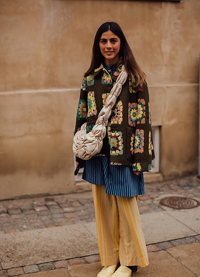 Imagen - Vicky Montanari con bolso de Cos.