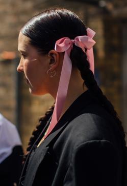 Imagen secundaria 2 - Los colores tendencia de 2024: cinco tonos imprescindibles para ir a la última