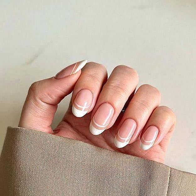 Manicura francesa doble en versión original