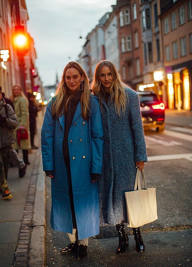 Imagen - Unas mujeres en el street style de Copenhague.