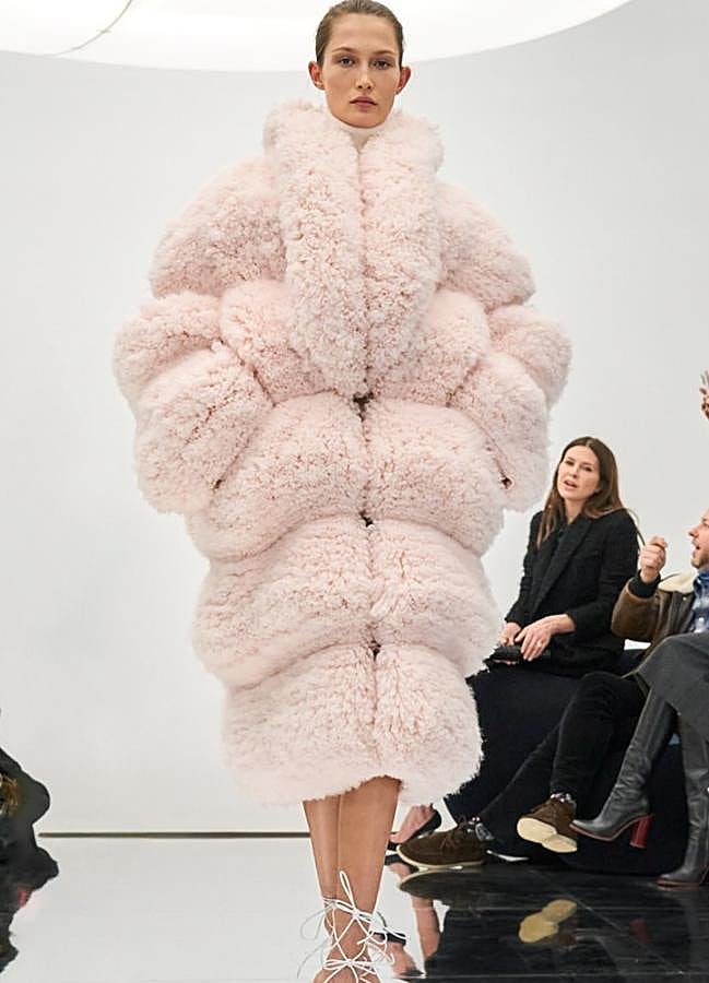 Imagen - Las texturas de Alaïa en la Alta Costura de París. Foto: Launchmetrics Spotlight.