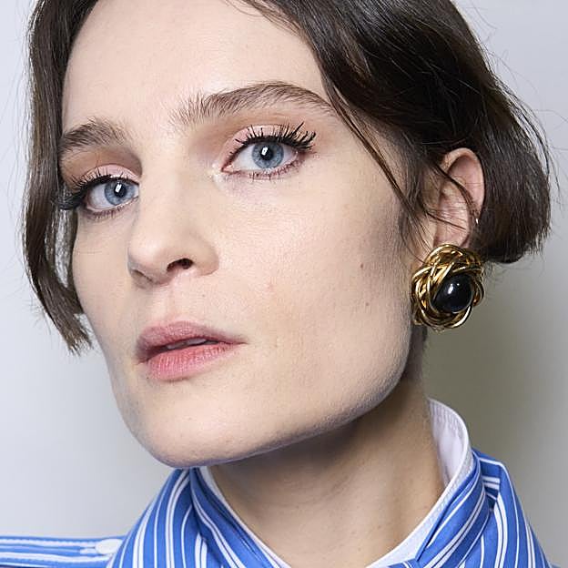 Estos son los cinco contornos de ojos más vendidos de farmacia que reparan, corrigen líneas de expresión y calman la piel