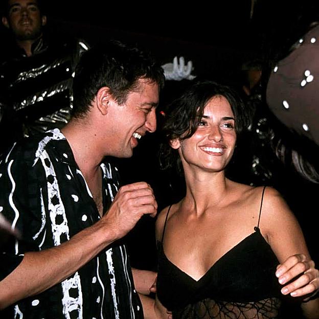 Penélope Cruz y Thomas Obermaier, en una imagen de 1998. 
