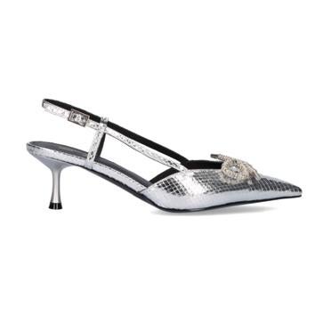 Imagen secundaria 1 - Qué zapatos se llevan en 2024 y cuáles no