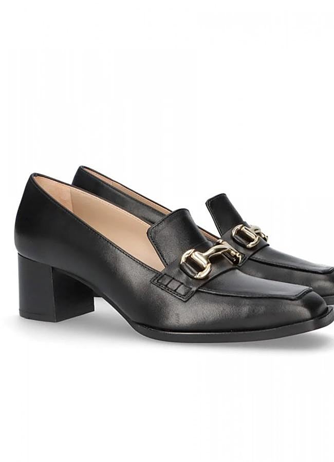 Imagen - Mocasines con hebilla en dorado de Mascaró (114,50 euros)