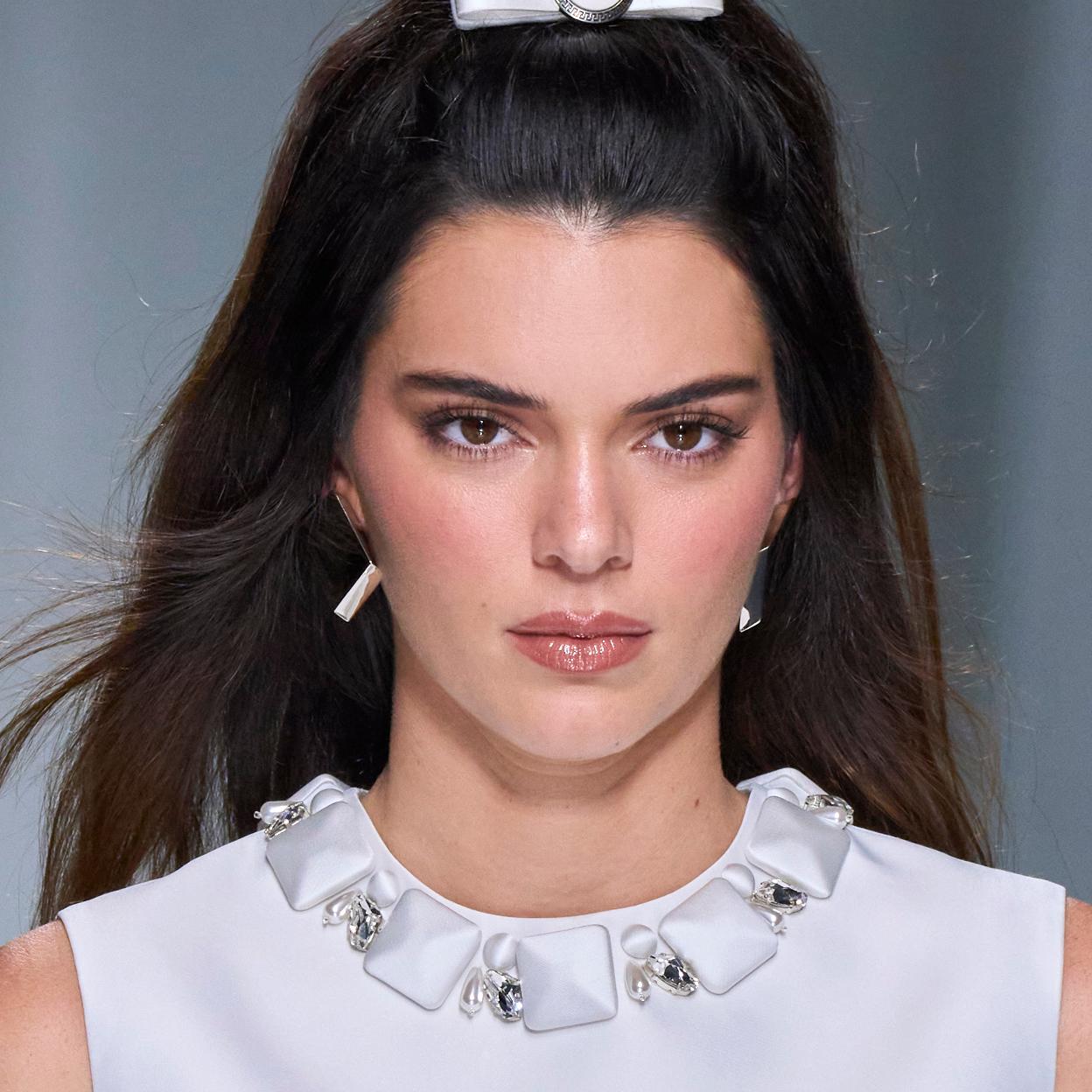 Glazed blush es la tendencia que todas las famosas aman.