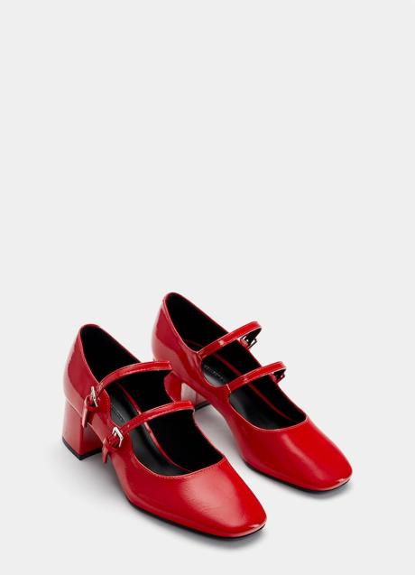 Imagen - Zapatos rojos de Pull & Bear (29,99 euros)