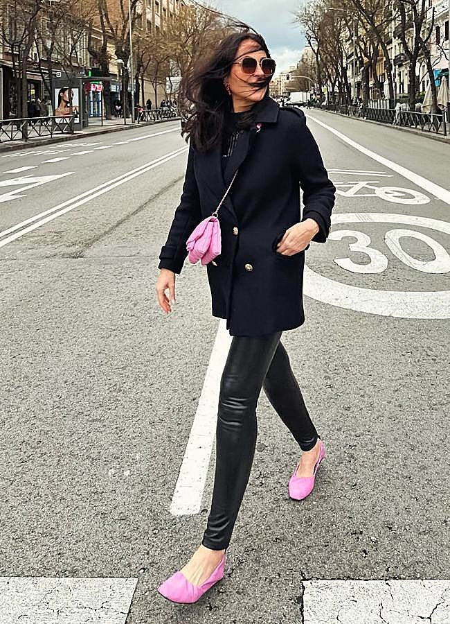 Imagen - Ana Milán con bailarinas de Parfois. / @byanamilan