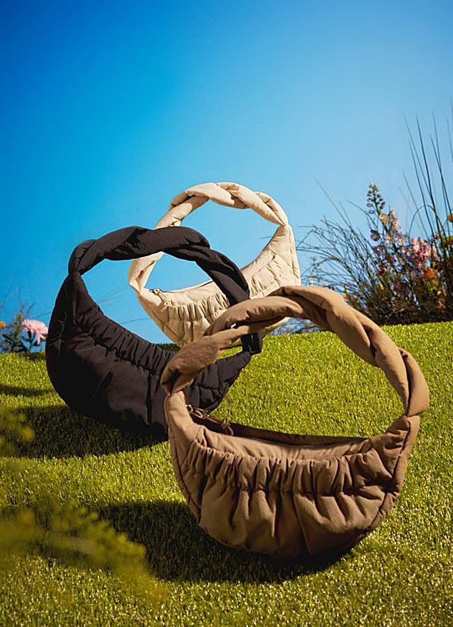 Imagen - Bolsos acolchados de nueva colección de Lefties (12,99 euros).