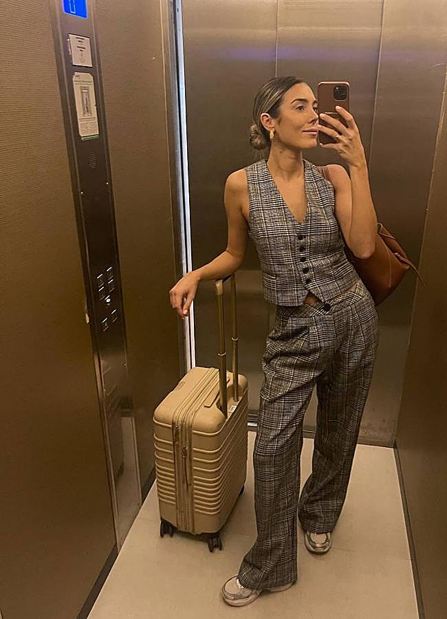 Imagen - Anna Padilla con conjunto de traje