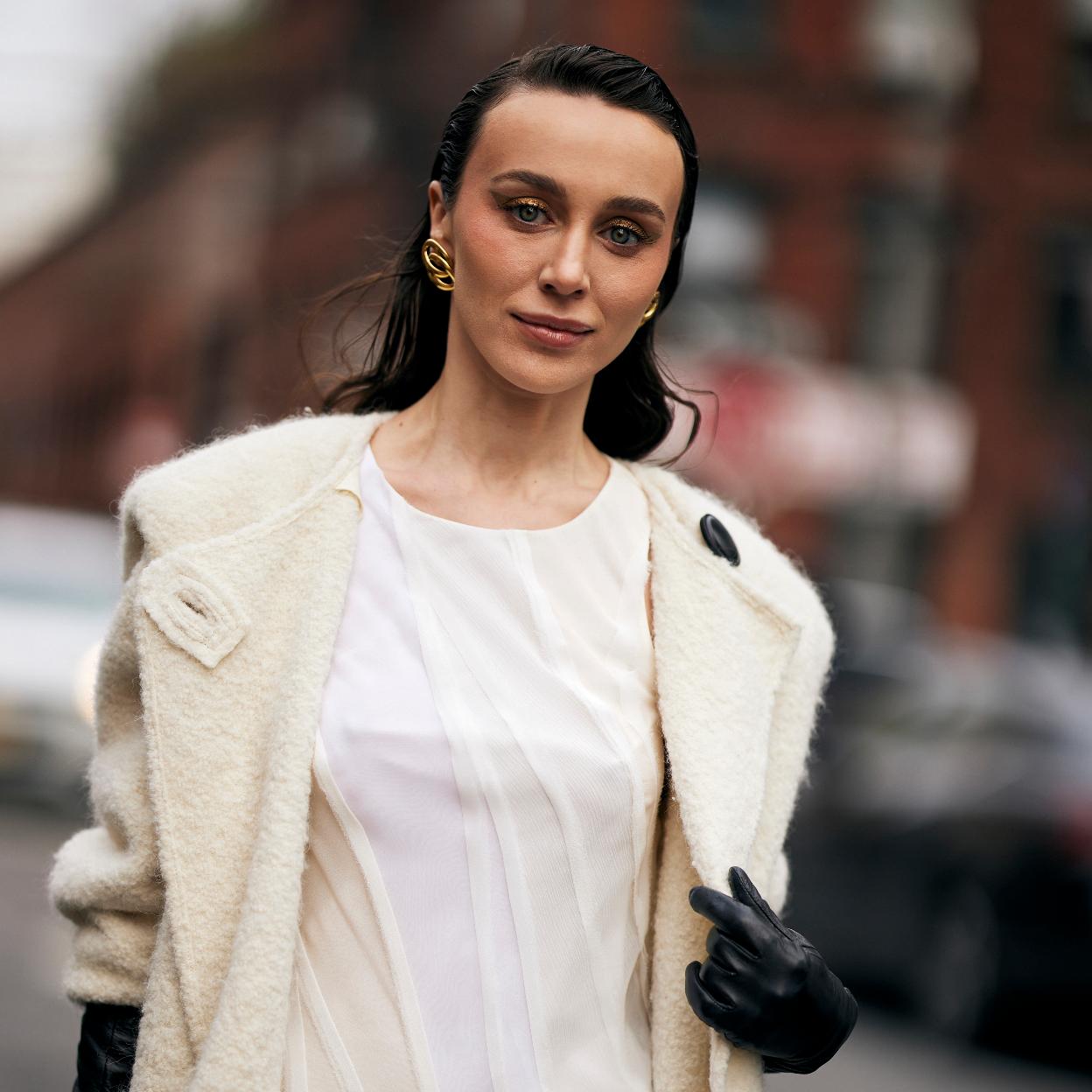 Influencer en el street style de Nueva York F24.