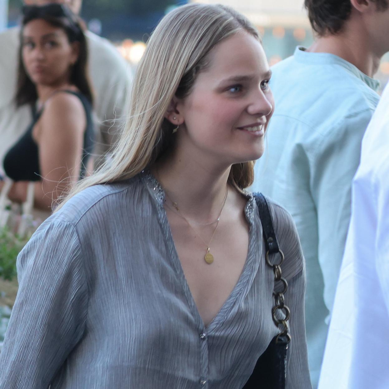 Irene Urdangarin va a pasar una temporada en Camboya realizando labores solidarias. 