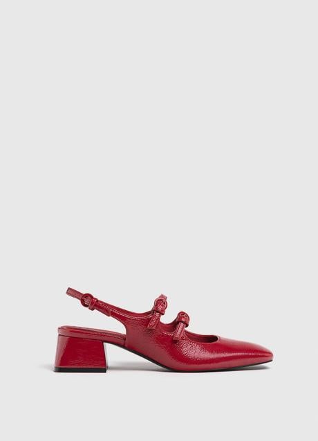 Imagen - Zapatillas rojos de Stradivarius (29,99 euros)