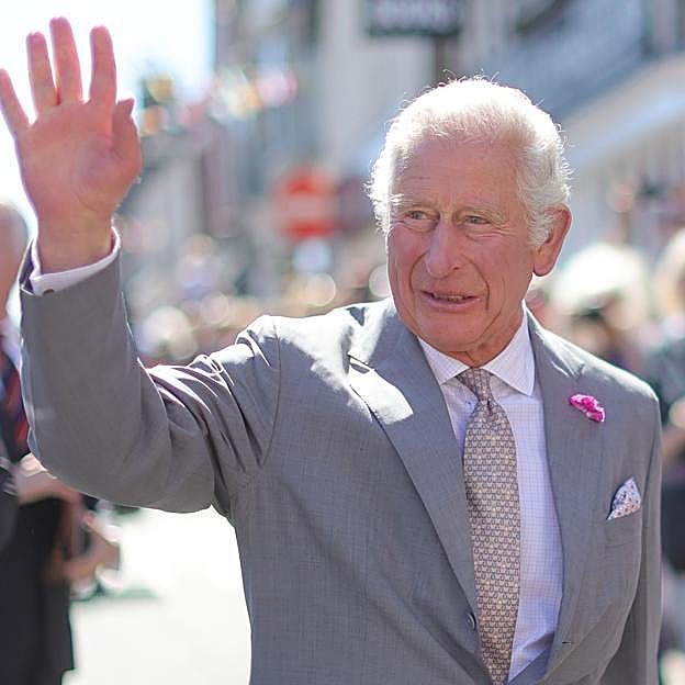 Del London Bridge de Isabel II del Reino Unido al Menai Bridge del rey Carlos III: así es la operación prevista para cuando muera el monarca