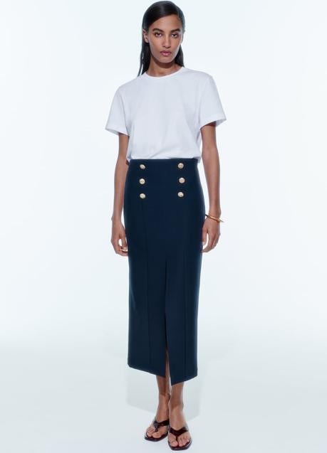 Imagen - Falda con botones de Zara (29,99 euros)